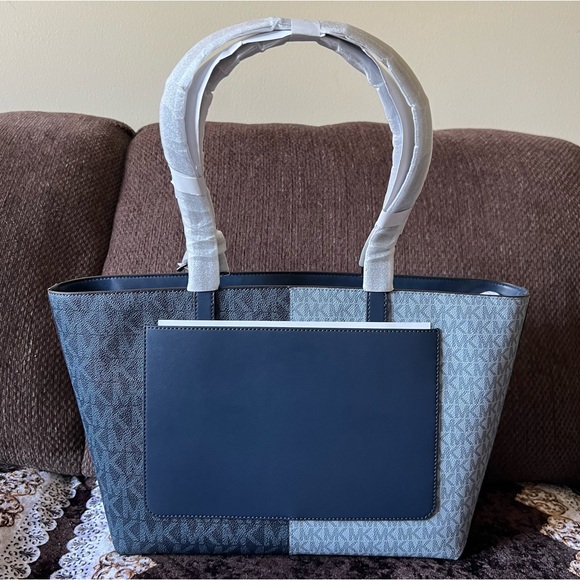 MICHAEL KORS Logo Jet Set Travel Two Tone Navy Multi Tote Shoulder Bag NWT - Picture 12 of 15